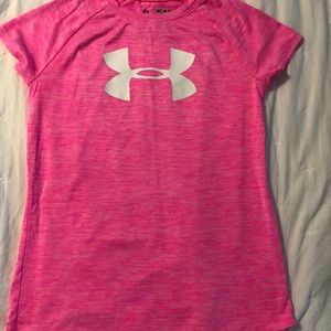 Girls like new Pink Under Armour shirt. Size M